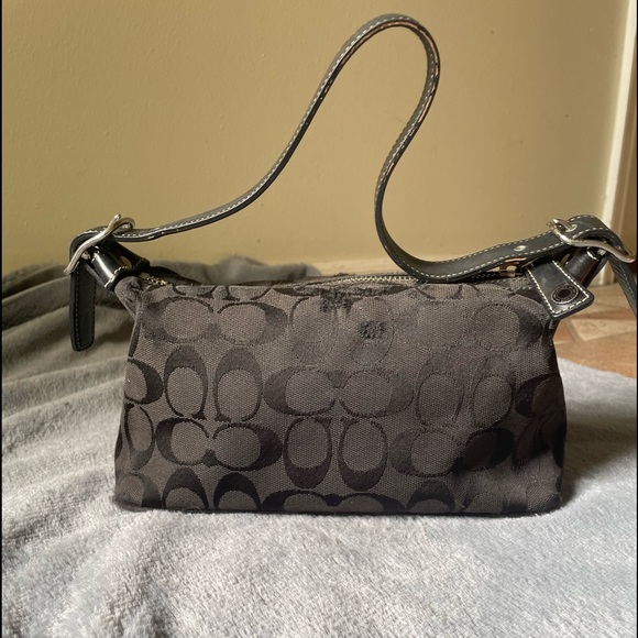 Authentic Coach Handbag - Picture 2 of 13